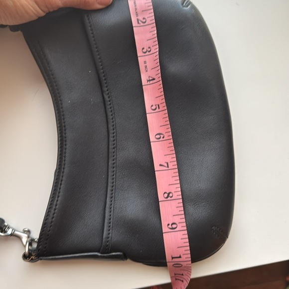 VINTAGE COACH SADDLE BAG black LIKE NEW CONDITION - Picture 14 of 16